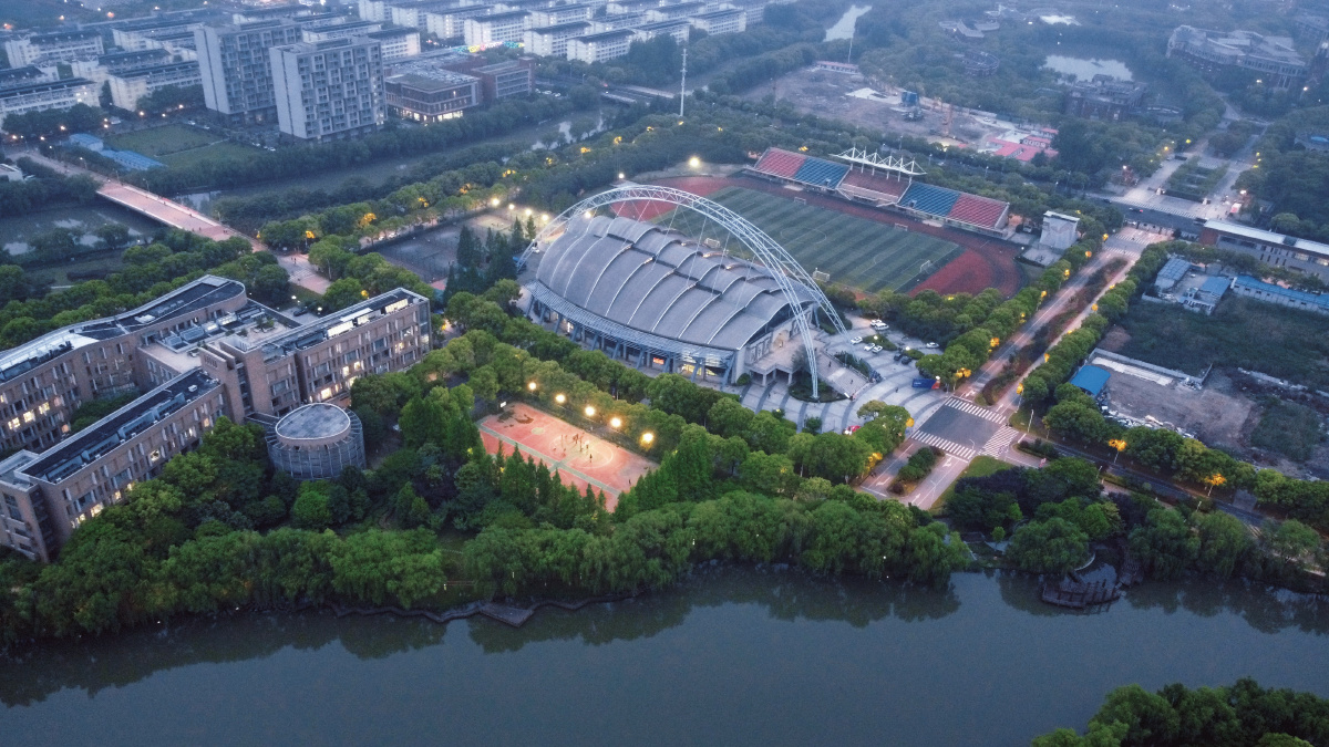 上海工程技术大学
