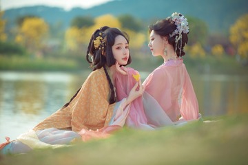 40700