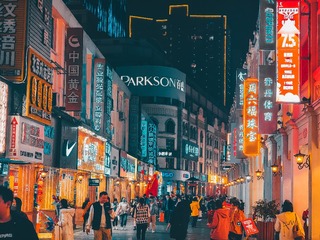 764810