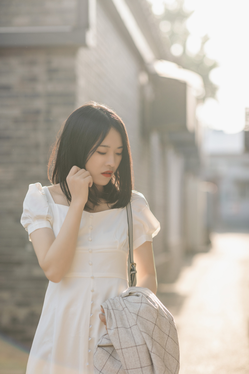 结束北漂生活离京前在胡同里给自己拍的最后一组照片只愿山海自有归期