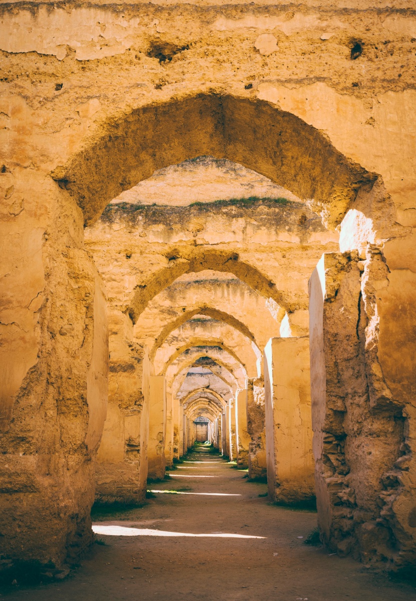 摩洛哥 梅克内斯～皇家粮仓马厩～中间要是有只猫或者有个美女就好了