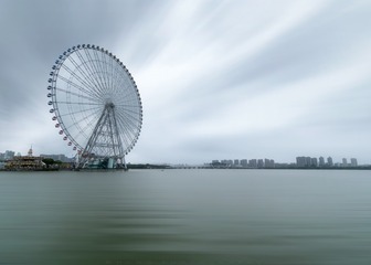 230521