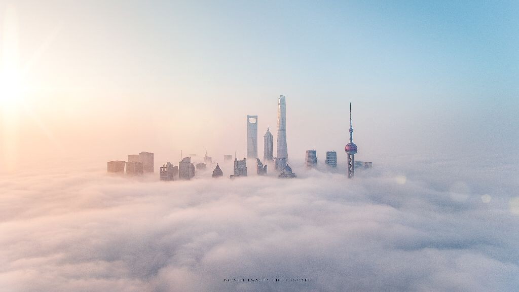 【城市风光类】白玉兰平流雾，上海成为天空之城此生难忘