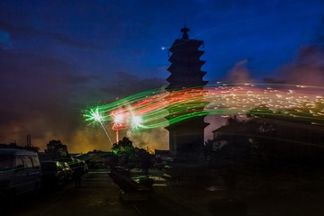 古塔浣彩