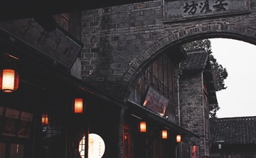 616030