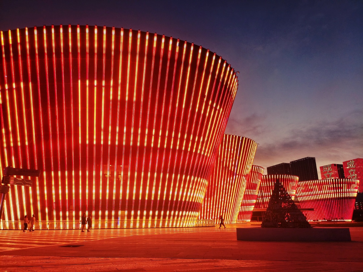 太原长风商务区夜景