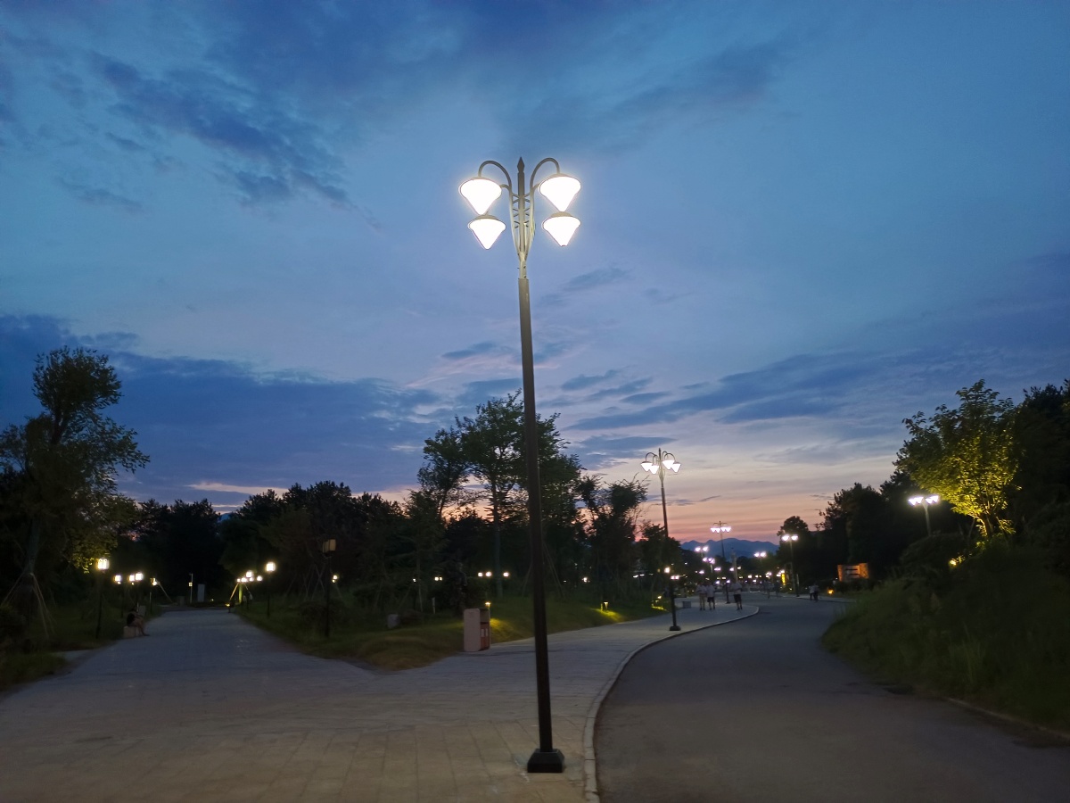 南丰曾巩博物馆夜景和内景