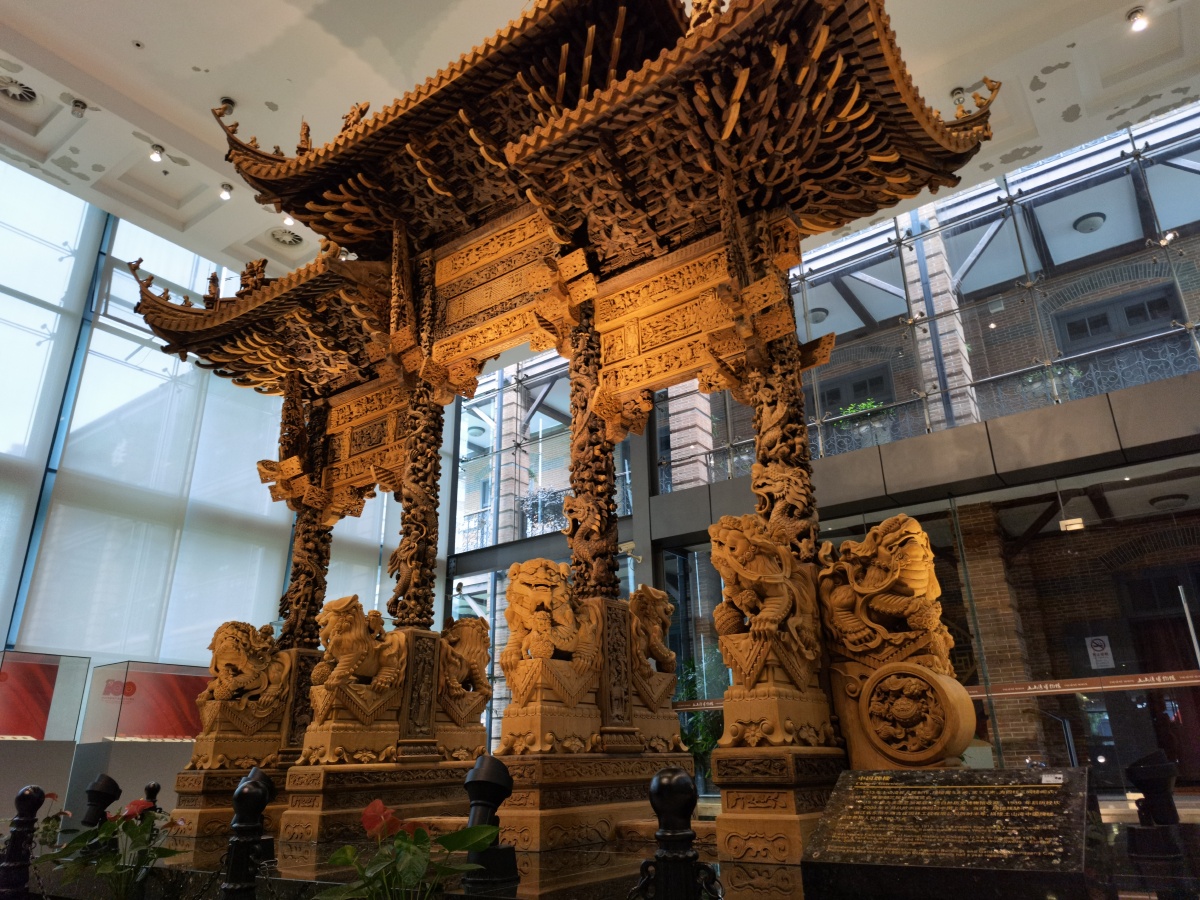 中国最美牌坊土山湾博物馆惊世之作历经百年总于在世博会又回到家了