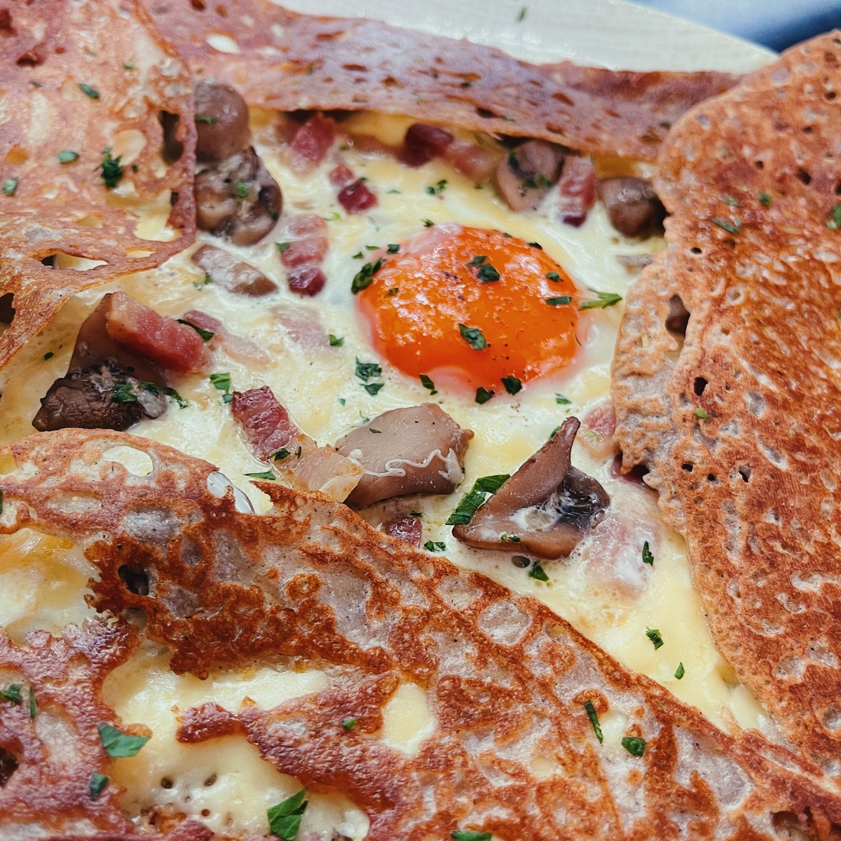 法式brunch美食早午餐特写镜头咖啡