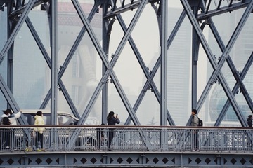 9B5624E3-2F95-40F5-8857-7729F15D81BD/L0/001