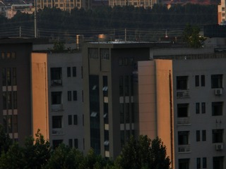 1579587