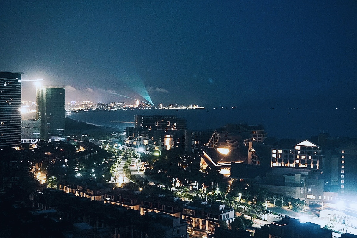 汕尾保利金町湾夜景