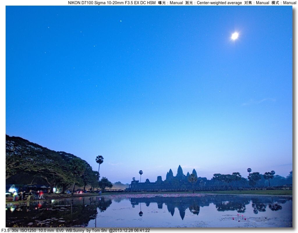 晨月星影映照吴哥寺