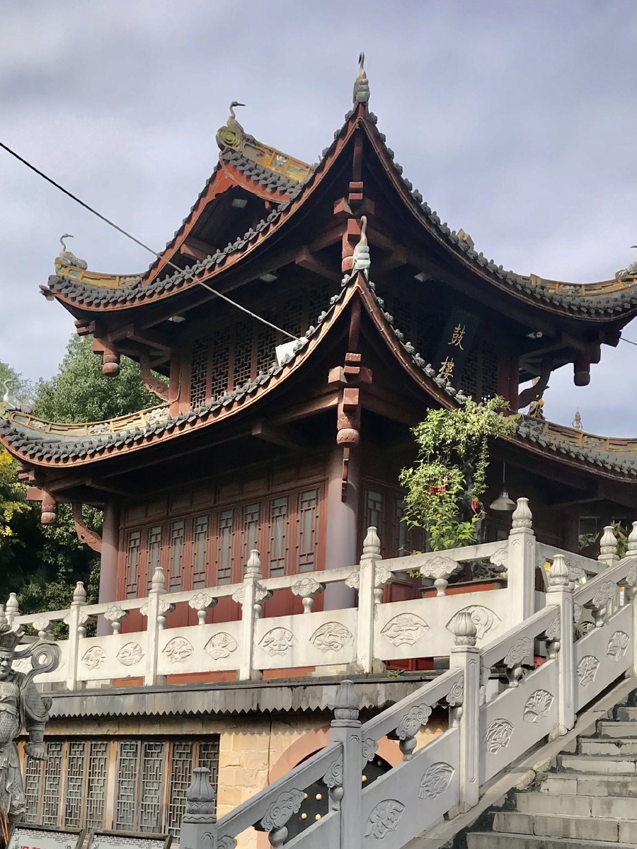 贵阳黔明古寺始建于明朝永乐年间