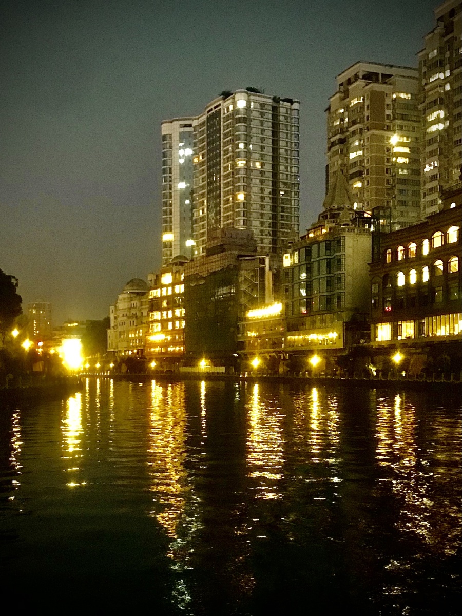 愚公的家乡南明河之夜