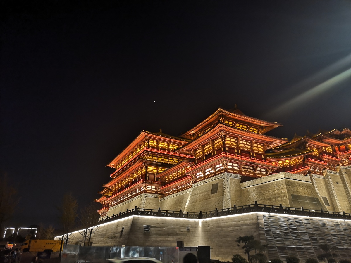 拍于洛阳应天门随手记录夜景