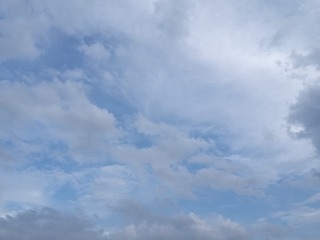 67100