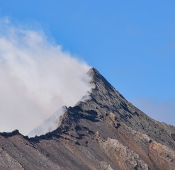 74980