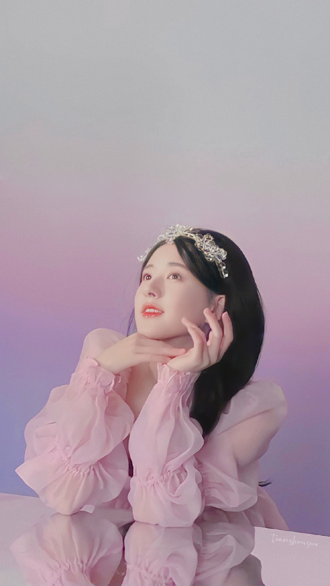 水蜜桃味的小仙女