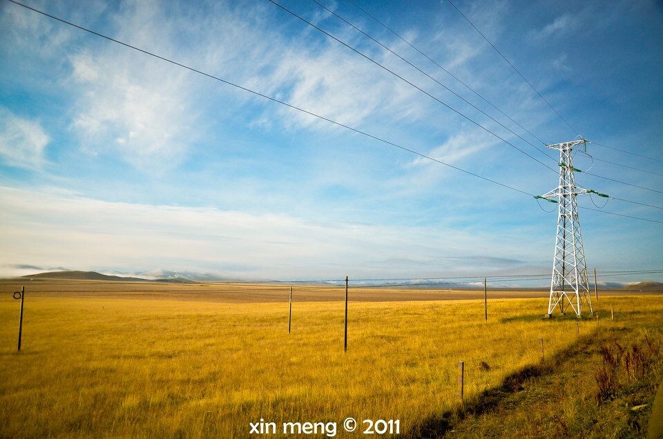 美丽的多尔盖大草原<br />
