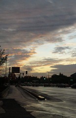 雨后的街道 BY手机
