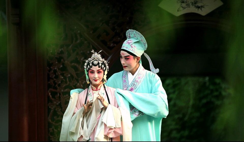 古典的情思<br />
有幸和省昆的施夏明&amp;蔡晨成童鞋合作 在瞻园拍的一组和昆曲相关的片子 