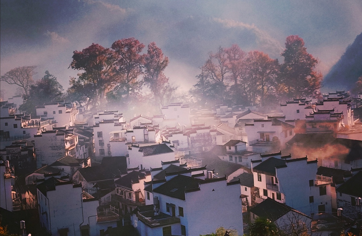 炊烟袅袅罩古村