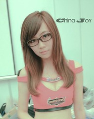 眼镜妹 求合体= =