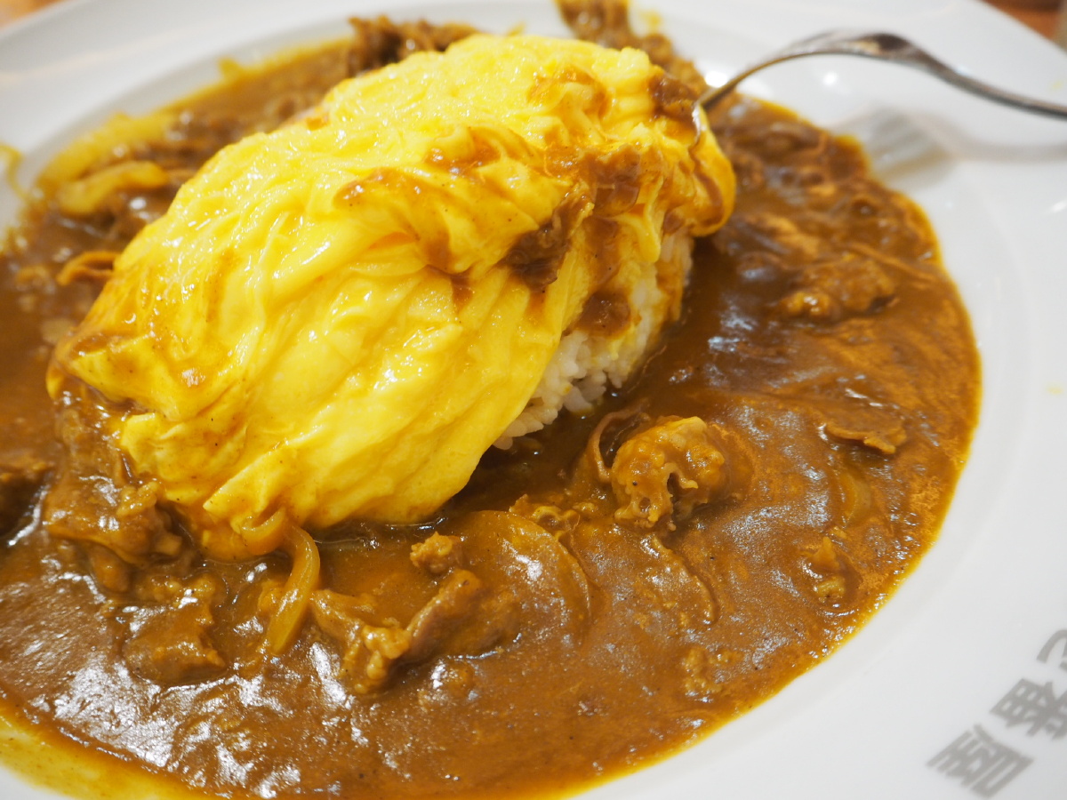 牛肉烩蛋包饭