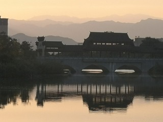3703283