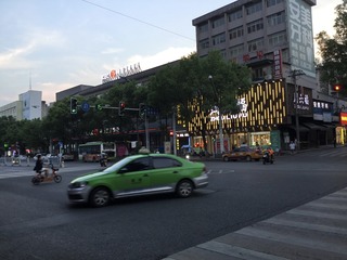 EF76D959-6596-4145-871A-2AE0975147DE/L0/001