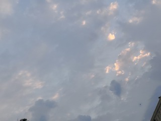 107438