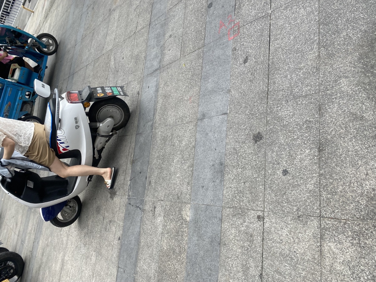 雅迪电动车质量挺好的适合女生骑