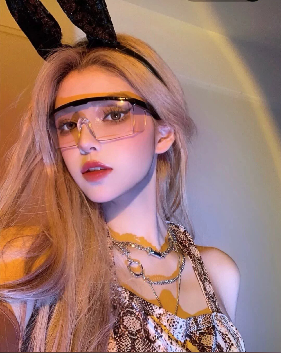 高贵御姐ins女来啦