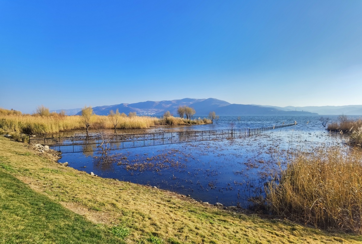 大理洱海西洱河兴盛桥锁水阁