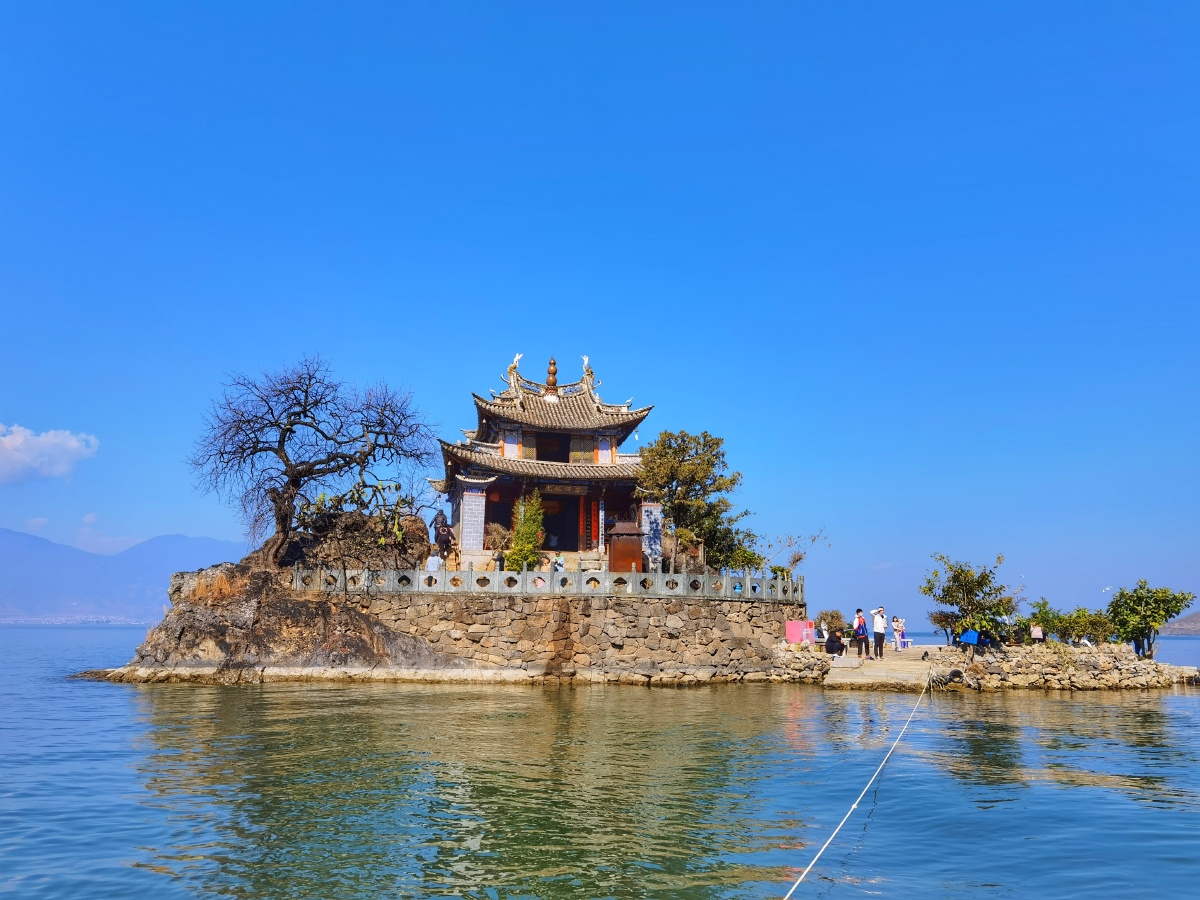 大理洱海西洱河兴盛桥锁水阁