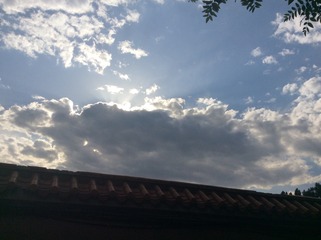 2058122