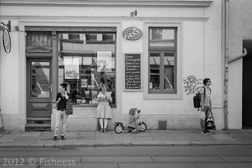 LEICA 09 - KODAK D-X 5222 @ ISO400-Scan-120703-0009.jpg