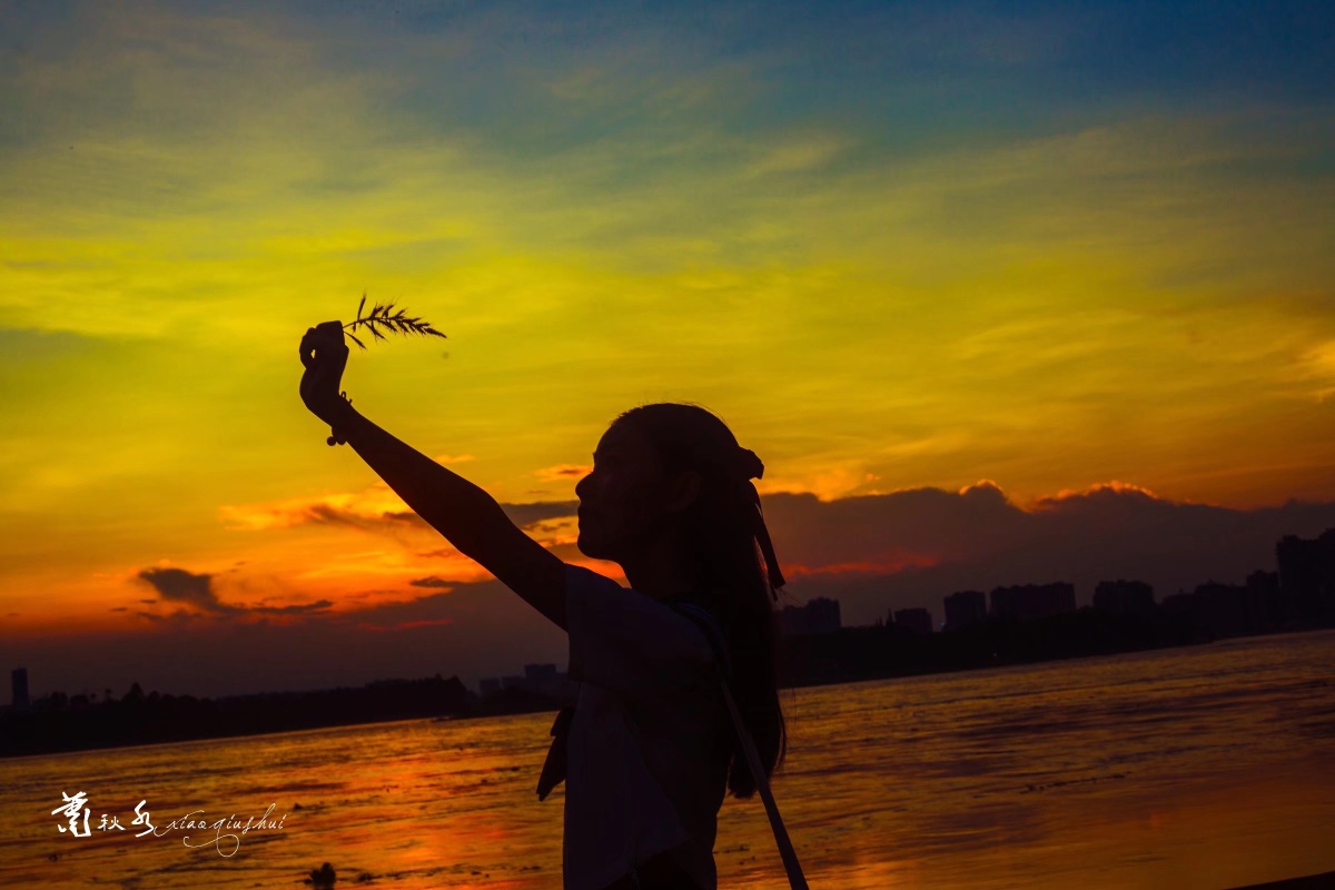 夕阳下的jk少女