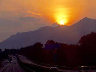 5662F237-737B-4114-97FA-E4FEDEAE8006/L0/001
