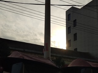 270748
