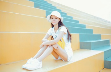 001