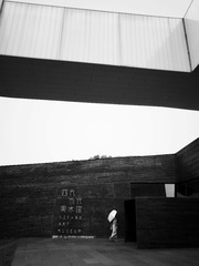 【B&W】建筑与人。