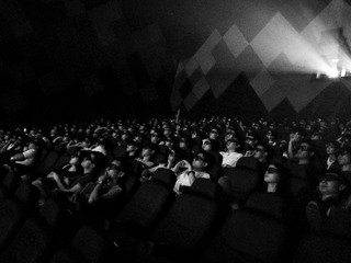 【B&W】Theatre.