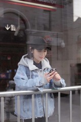 001