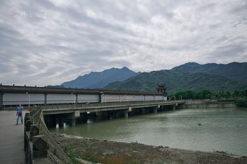 DSC_3022bb.jpg