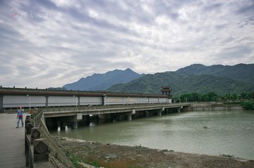 DSC_3022bb.jpg