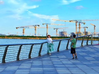 18AF8E37-1522-4A80-8FAA-D1DA59C575EF/L0/001