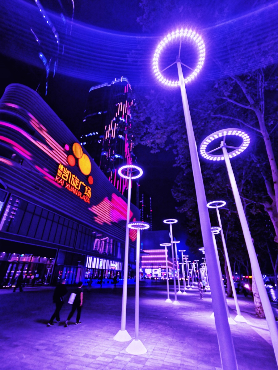 郑州建业广场与正弘城广场夜景