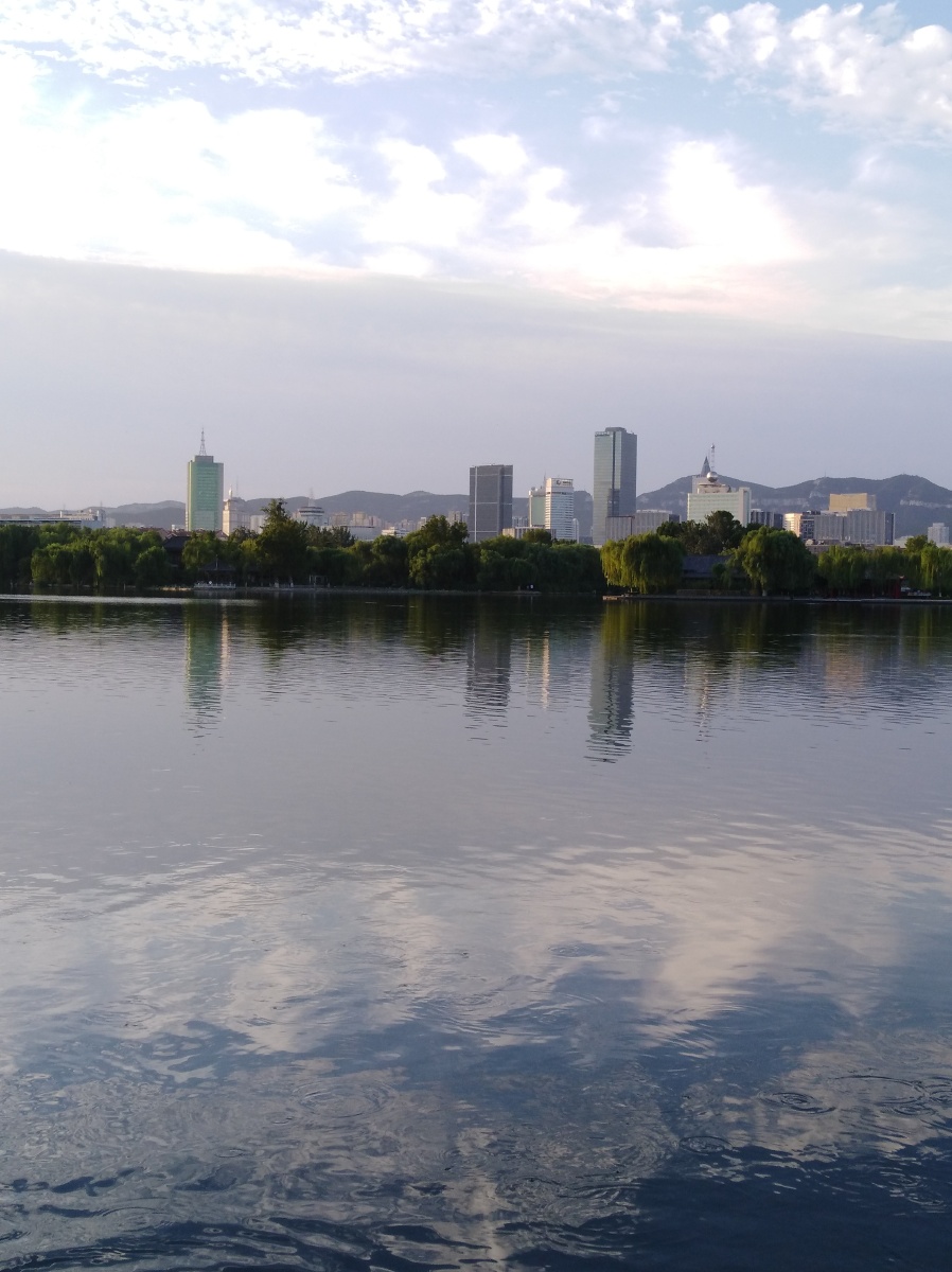 佛山倒影⑥摄影于济南大明湖